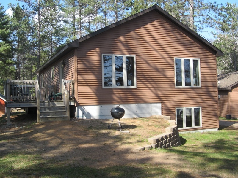 Lakeside Cabin
